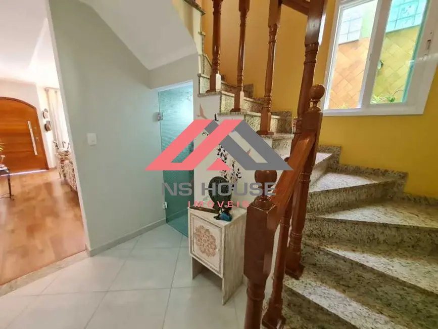 Foto 5 de Casa com 3 quartos à venda, 269m2 em Olímpico, Sao Caetano Do Sul - SP