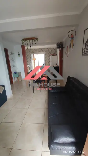 Foto 2 de Casa de Condomínio com 3 quartos à venda, 100m2 em Centro, Mongagua - SP