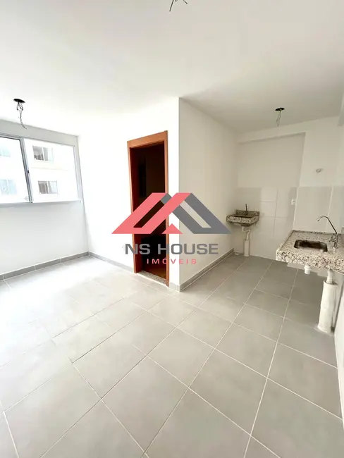 Foto 2 de Apartamento com 2 quartos para alugar, 34m2 em Vila Palmares, Santo Andre - SP