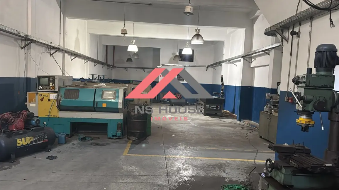 Foto 2 de Armazém / Galpão para alugar, 245m2 em São José, Sao Caetano Do Sul - SP