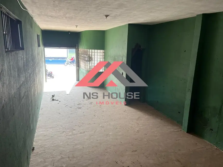 Foto 1 de Armazém / Galpão à venda, 358m2 em Vila Santa Cecília, Maua - SP