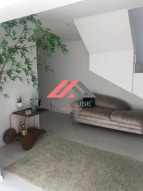 Foto 2 de Casa com 3 quartos à venda, 180m2 em Santa Maria, Sao Caetano Do Sul - SP