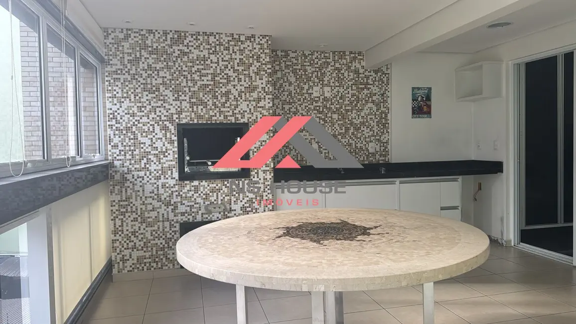 Apartamento com 4 quartos à venda, 243m2 em Santo Antônio, Sao Caetano Do Sul - SP - imagem 4 Foto 4 de Apartamento com 4 quartos à venda, 243m2 em Santo Antônio, Sao Caetano Do Sul - SP