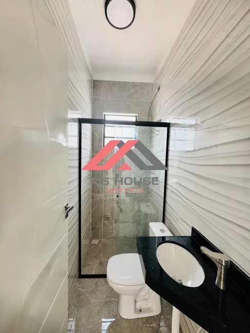 Foto 5 de Casa com 2 quartos à venda, 75m2 em Itanhaem - SP