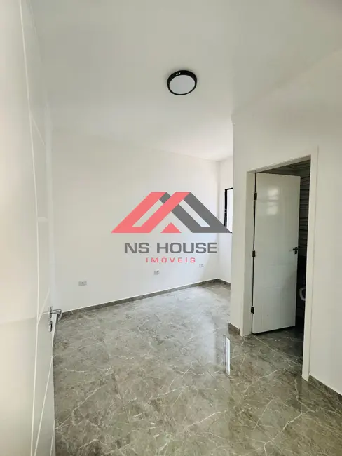 Foto 3 de Casa com 2 quartos à venda, 75m2 em Itanhaem - SP