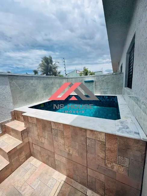 Foto 8 de Casa com 2 quartos à venda, 75m2 em Itanhaem - SP