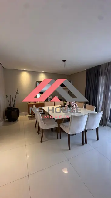 Apartamento com 3 quartos à venda, 162m2 em Santo Antônio, Sao Caetano Do Sul - SP - imagem 3 Foto 3 de Apartamento com 3 quartos à venda, 162m2 em Santo Antônio, Sao Caetano Do Sul - SP