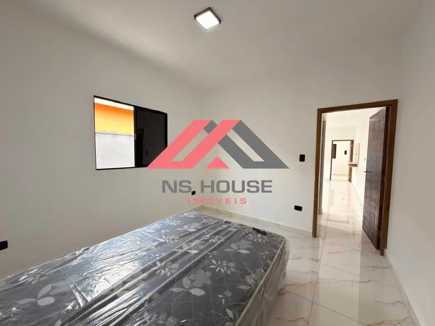 Foto 4 de Casa com 2 quartos à venda, 63m2 em Itanhaem - SP