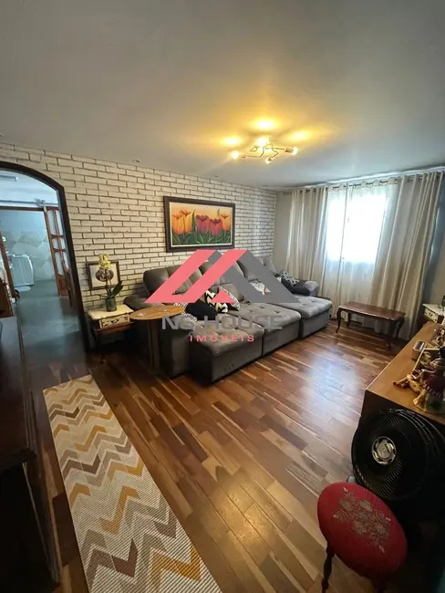 Foto 2 de Casa com 4 quartos à venda, 213m2 em Santa Maria, Sao Caetano Do Sul - SP