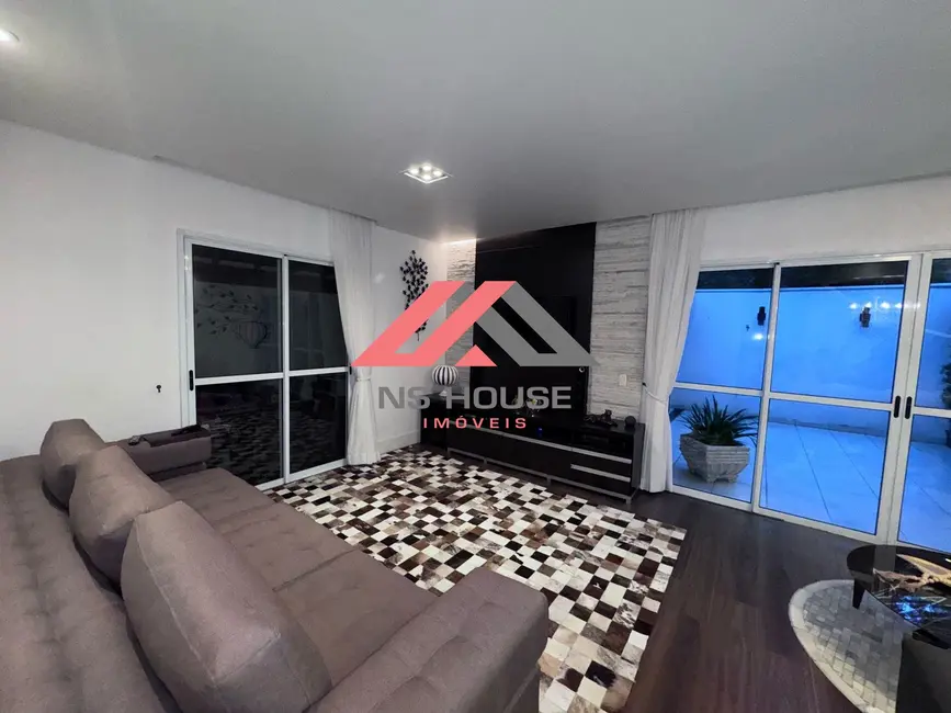 Foto 1 de Casa de Condomínio com 4 quartos à venda, 180m2 em Demarchi, Sao Bernardo Do Campo - SP