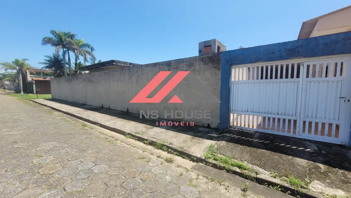 Foto 1 de Casa com 4 quartos à venda, 160m2 em Peruibe - SP