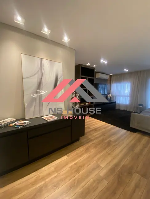 Apartamento com 2 quartos à venda, 122m2 em Jardim São Caetano, Sao Caetano Do Sul - SP - imagem 2 Foto 2 de Apartamento com 2 quartos à venda, 122m2 em Jardim São Caetano, Sao Caetano Do Sul - SP