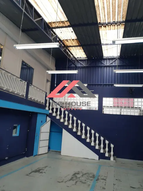 Foto 1 de Armazém / Galpão para alugar, 200m2 em Santa Paula, Sao Caetano Do Sul - SP