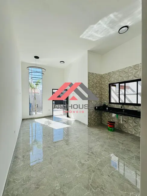 Foto 8 de Casa com 3 quartos à venda, 96m2 em Itanhaem - SP