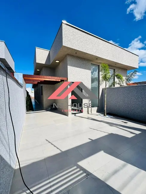Foto 1 de Casa com 3 quartos à venda, 96m2 em Itanhaem - SP