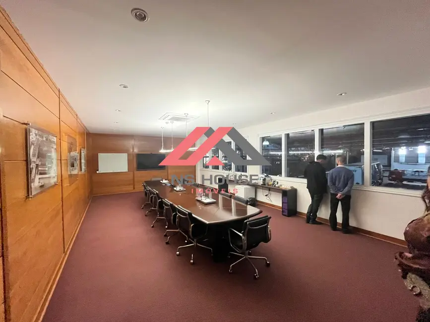 Armazém / Galpão à venda e para alugar, 10200m2 em Centro, Diadema - SP - imagem 8 Foto 8 de Armazém / Galpão à venda e para alugar, 10200m2 em Centro, Diadema - SP