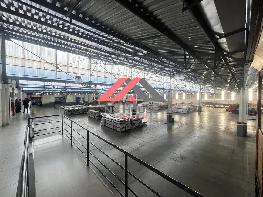Armazém / Galpão à venda e para alugar, 10200m2 em Centro, Diadema - SP - imagem 1 Foto 1 de Armazém / Galpão à venda e para alugar, 10200m2 em Centro, Diadema - SP