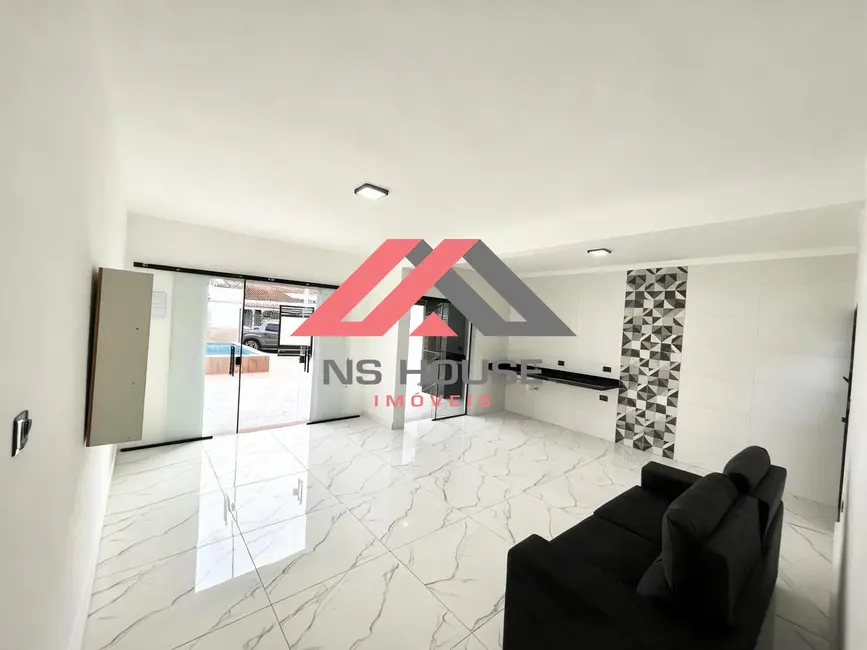 Foto 2 de Casa com 2 quartos à venda, 80m2 em Itanhaem - SP