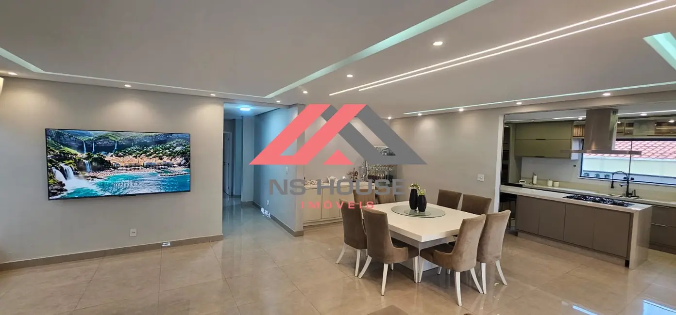 Casa com 3 quartos à venda, 350m2 em Jardim São Caetano, Sao Caetano Do Sul - SP - imagem 6 Foto 6 de Casa com 3 quartos à venda, 350m2 em Jardim São Caetano, Sao Caetano Do Sul - SP