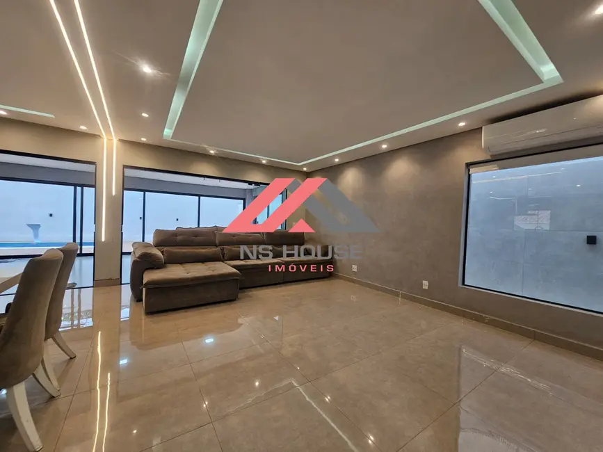 Casa com 3 quartos à venda, 350m2 em Jardim São Caetano, Sao Caetano Do Sul - SP - imagem 4 Foto 4 de Casa com 3 quartos à venda, 350m2 em Jardim São Caetano, Sao Caetano Do Sul - SP