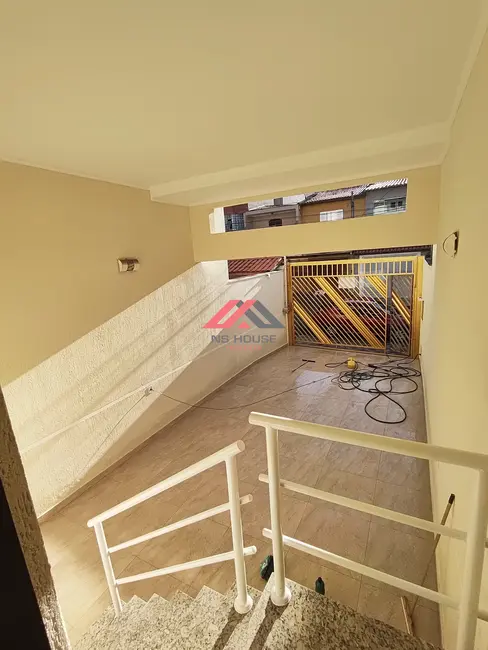 Casa com 3 quartos à venda, 230m2 em Campestre, Santo Andre - SP - imagem 1 Foto 1 de Casa com 3 quartos à venda, 230m2 em Campestre, Santo Andre - SP