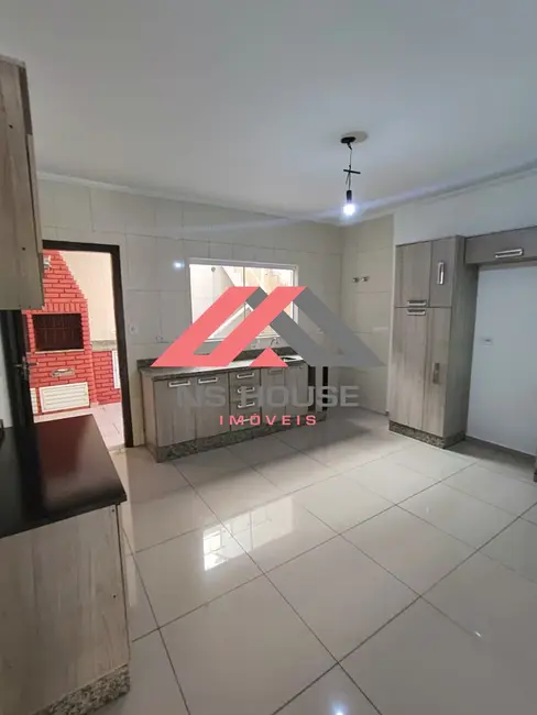 Casa com 3 quartos à venda, 230m2 em Campestre, Santo Andre - SP - imagem 5 Foto 5 de Casa com 3 quartos à venda, 230m2 em Campestre, Santo Andre - SP