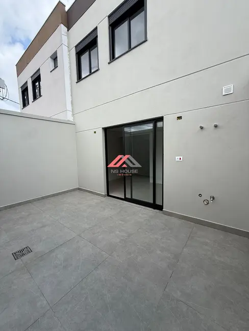 Casa com 3 quartos à venda, 166m2 em Olímpico, Sao Caetano Do Sul - SP - imagem 6 Foto 6 de Casa com 3 quartos à venda, 166m2 em Olímpico, Sao Caetano Do Sul - SP