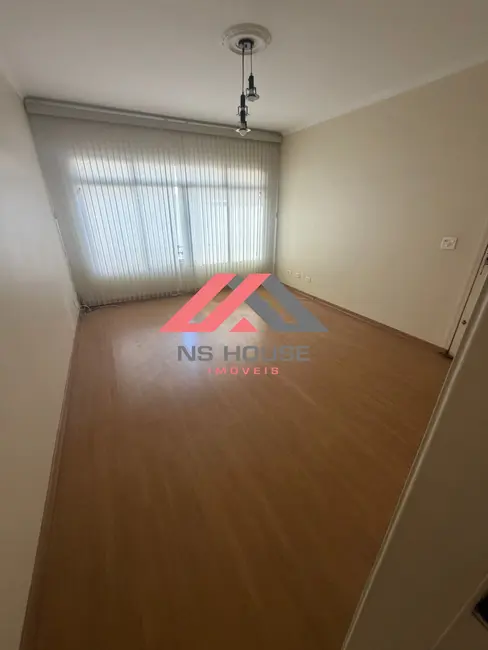 Casa com 3 quartos à venda, 239m2 em Olímpico, Sao Caetano Do Sul - SP - imagem 1 Foto 1 de Casa com 3 quartos à venda, 239m2 em Olímpico, Sao Caetano Do Sul - SP