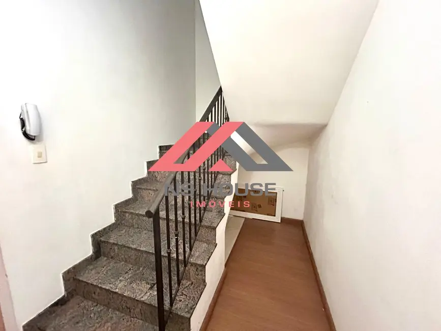 Foto 9 de Casa com 3 quartos à venda, 138m2 em Osvaldo Cruz, Sao Caetano Do Sul - SP