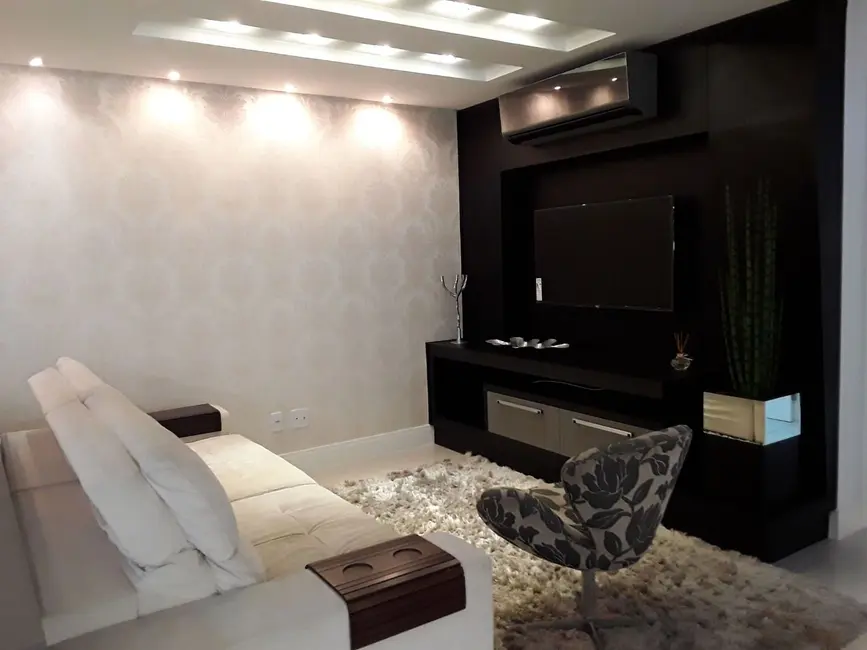 Foto 2 de Apartamento com 3 quartos à venda, 128m2 em Centro, Balneario Camboriu - SC