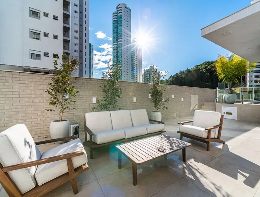 Apartamento com 3 quartos à venda, 152m2 em Pioneiros, Balneario Camboriu - SC - imagem 7 Foto 7 de Apartamento com 3 quartos à venda, 152m2 em Pioneiros, Balneario Camboriu - SC