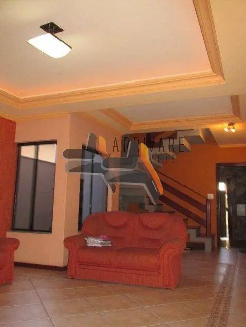 Foto 2 de Sobrado com 3 quartos à venda, 125m2 em Centro, Salto - SP