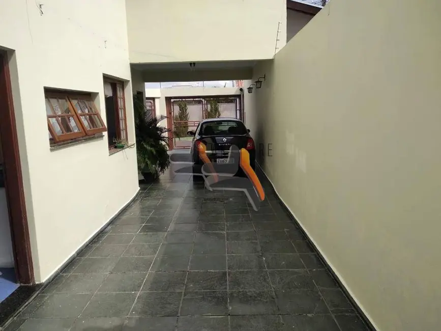Foto 6 de Casa com 3 quartos à venda, 300m2 em Jardim Celani, Salto - SP