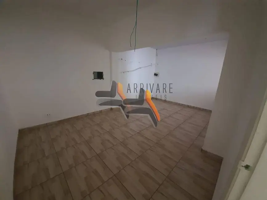 Casa com 3 quartos para alugar, 536m2 em Centro, Salto - SP - imagem 3 Foto 3 de Casa com 3 quartos para alugar, 536m2 em Centro, Salto - SP