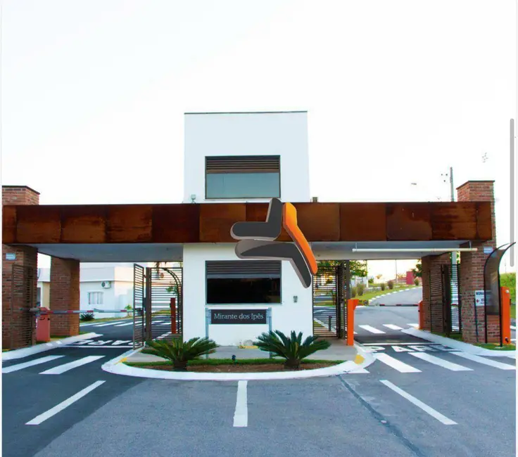 Foto 1 de Terreno / Lote à venda, 420m2 em Jardim Celani, Salto - SP