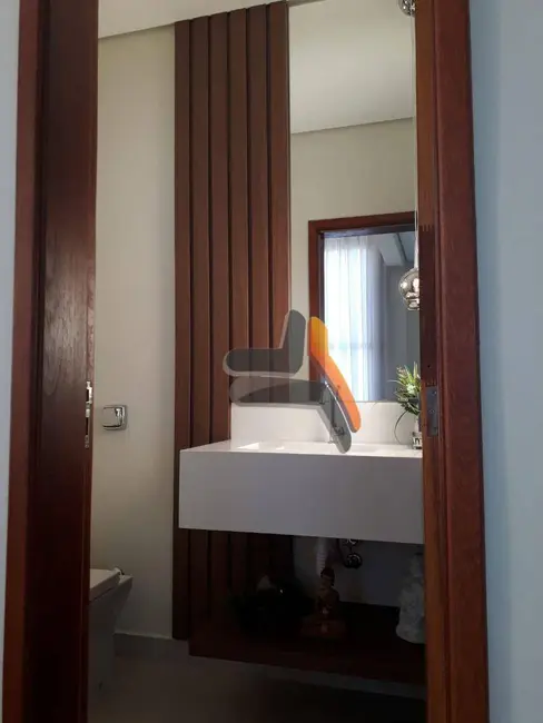 Foto 4 de Casa de Condomínio com 3 quartos à venda, 302m2 em Residencial Central Parque, Salto - SP