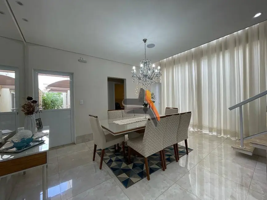 Foto 4 de Sobrado com 4 quartos à venda, 197m2 em Loteamento Terras de São Pedro e São Paulo, Salto - SP