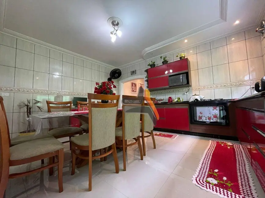 Foto 6 de Sobrado com 4 quartos à venda, 195m2 em Jardim Santa Marta, Salto - SP