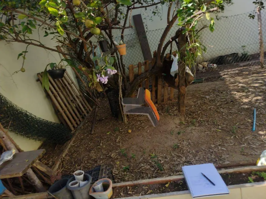 Foto 8 de Casa com 4 quartos à venda, 434m2 em Jardim Celani, Salto - SP