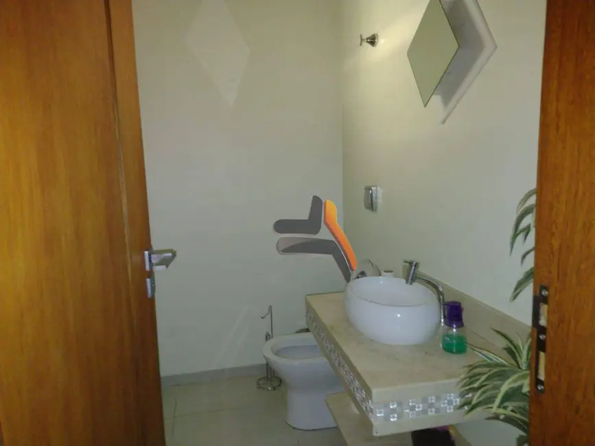 Foto 6 de Casa com 4 quartos à venda, 434m2 em Jardim Celani, Salto - SP