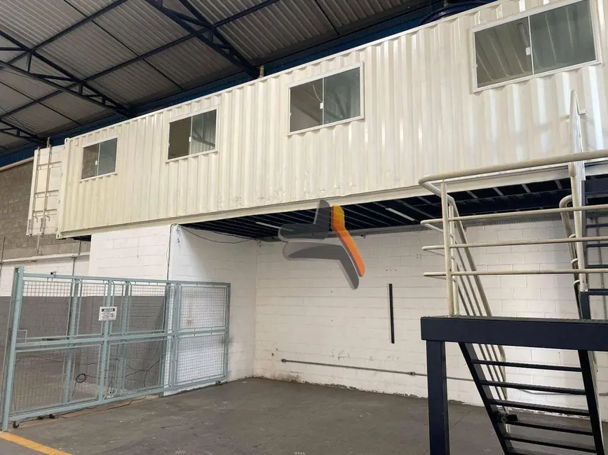 Foto 1 de Armazém / Galpão para alugar, 900m2 em Olaria, Salto - SP