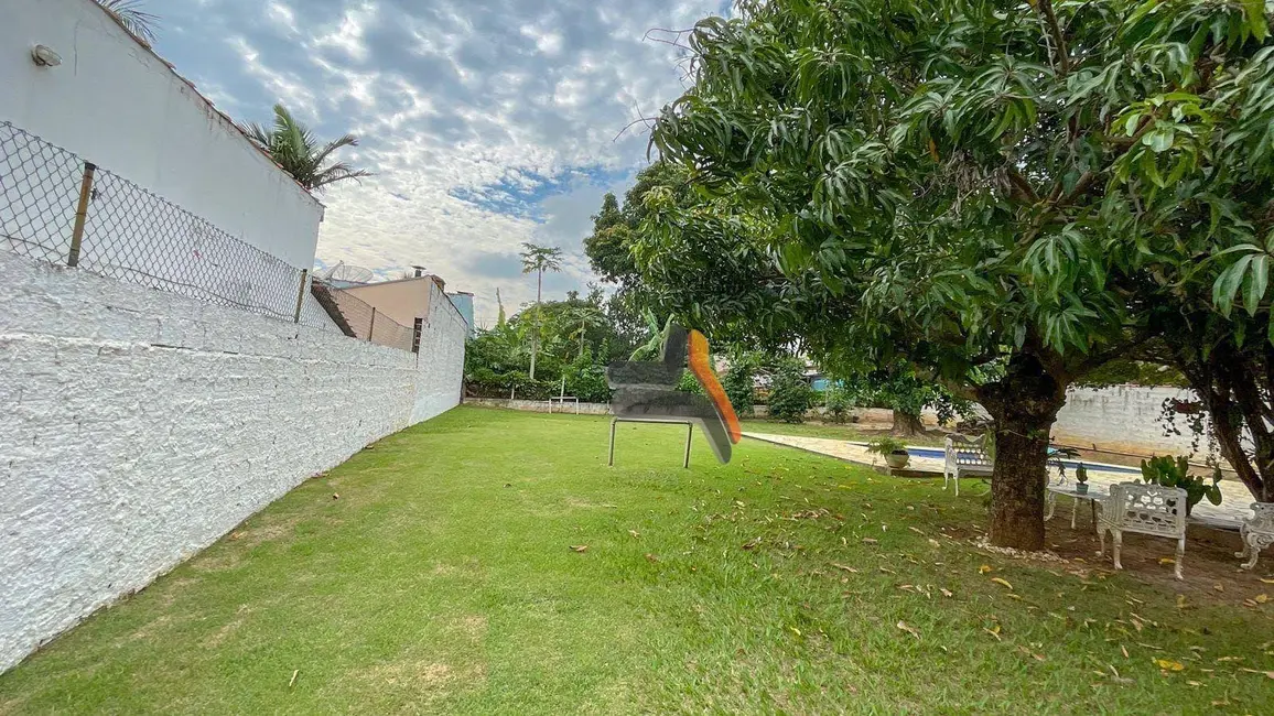 Foto 2 de Chácara com 4 quartos à venda, 1020m2 em Condomínio Zuleika Jabour, Salto - SP