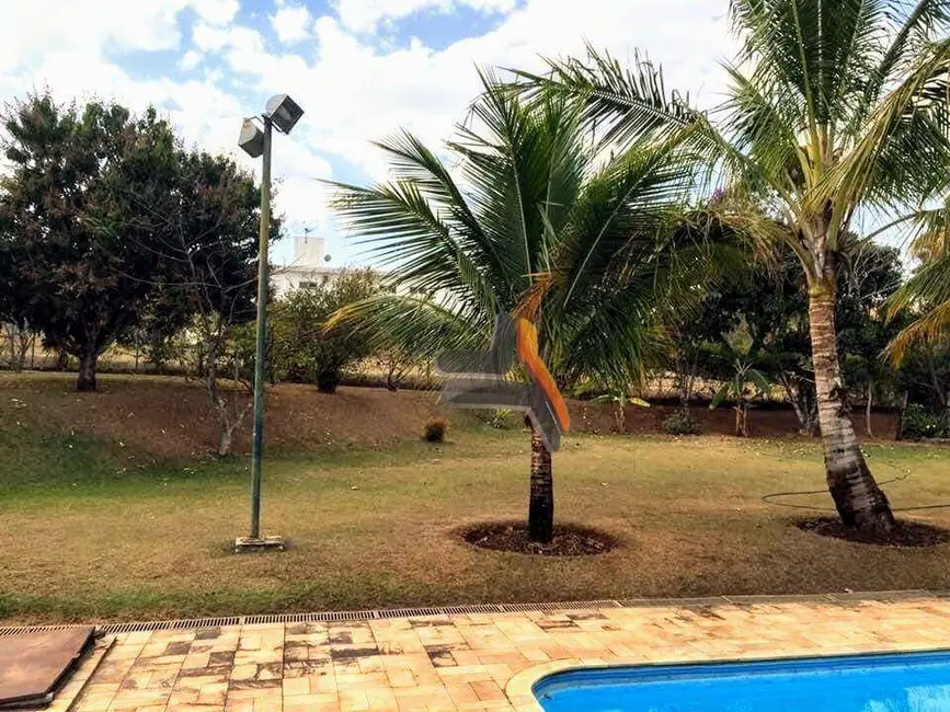 Foto 7 de Chácara com 4 quartos à venda, 2600m2 em Salto - SP