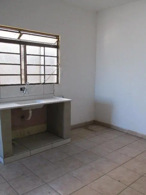 Foto 4 de Casa com 2 quartos à venda, 125m2 em Vila Roma, Salto - SP