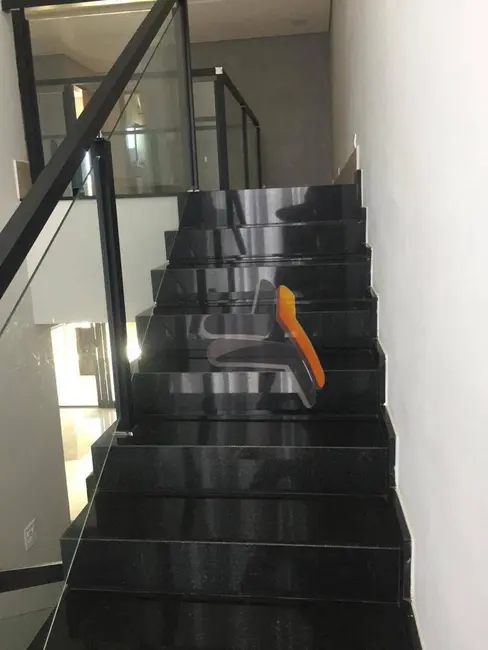 Foto 8 de Casa com 3 quartos à venda, 175m2 em Salto - SP