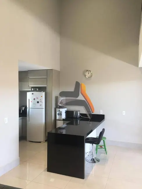 Foto 4 de Casa com 3 quartos à venda, 175m2 em Salto - SP