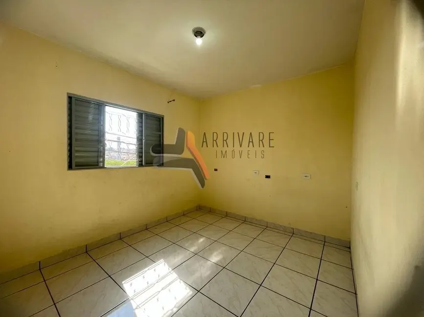 Casa com 1 quarto para alugar, 150m2 em Vila Roma, Salto - SP - imagem 9 Foto 9 de Casa com 1 quarto para alugar, 150m2 em Vila Roma, Salto - SP