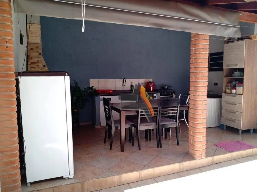 Foto 4 de Casa com 3 quartos à venda, 197m2 em Vila Henrique, Salto - SP