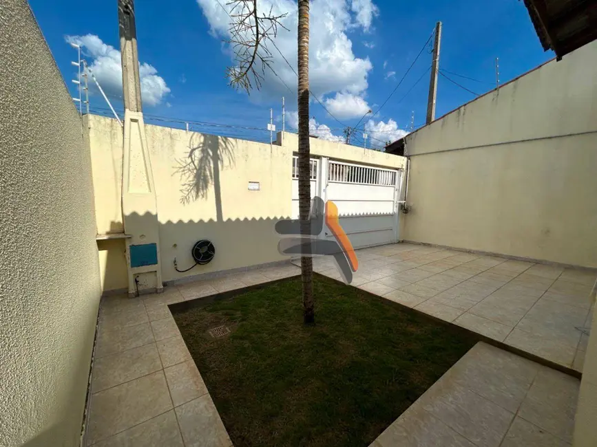 Foto 3 de Casa com 2 quartos à venda, 160m2 em Jardim Santa Marta III, Salto - SP