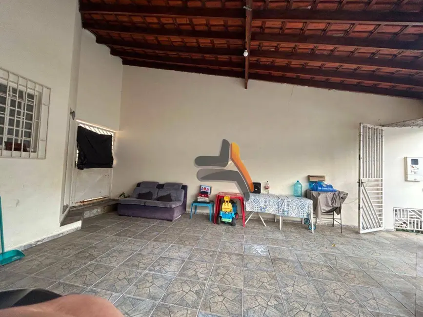 Foto 2 de Casa com 2 quartos à venda, 129m2 em Vila Roma, Salto - SP